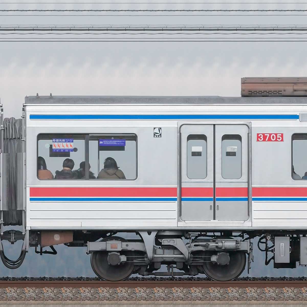 京成3700形（1次車）3705の側面写真｜RailFile.jp｜鉄道車両サイド 