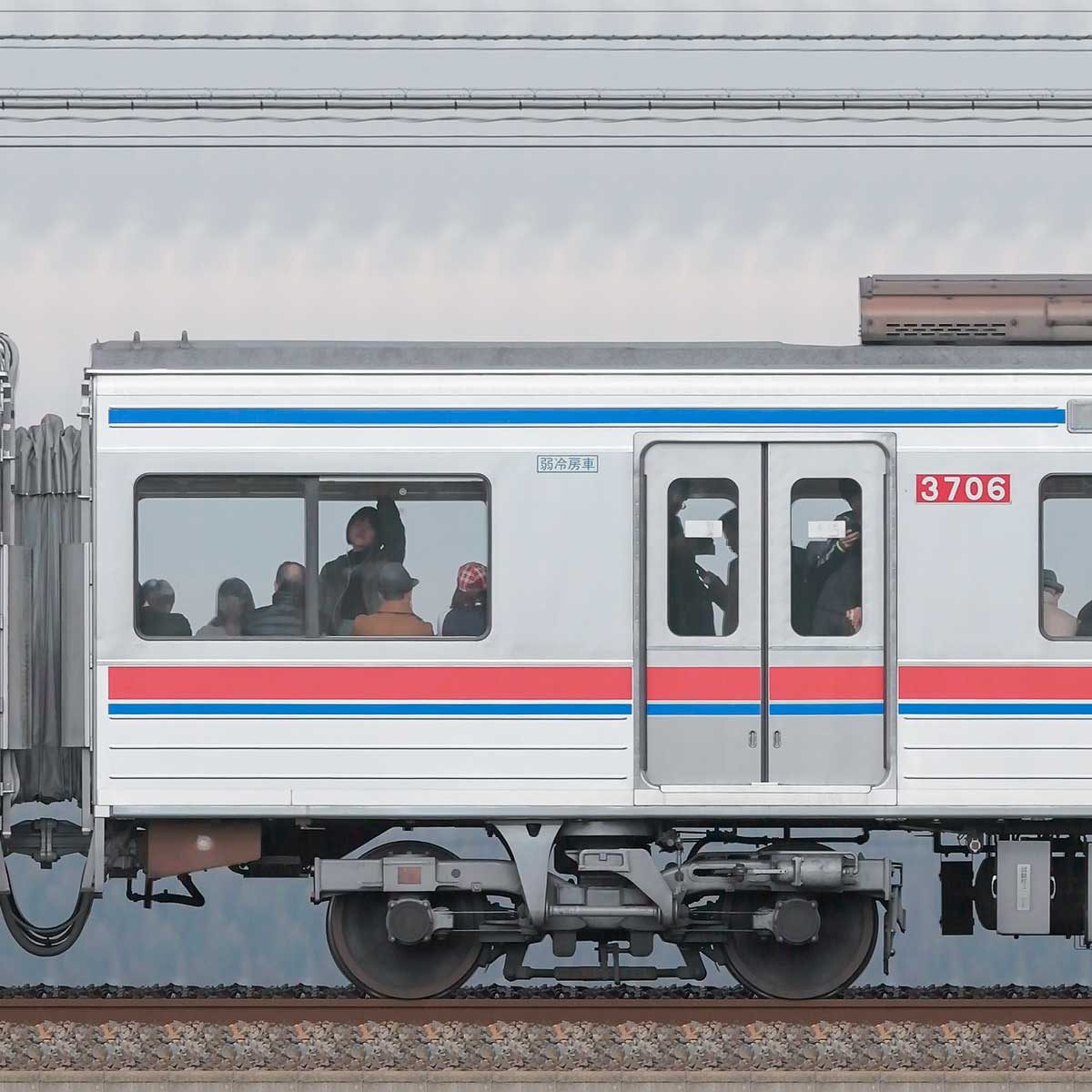 京成3700形（1次車）3706の側面写真｜RailFile.jp｜鉄道車両サイド