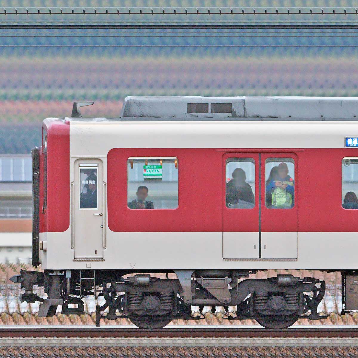 近鉄1400系FC01・1401編成（南側）｜RailFile.jp｜鉄道車両サイドビューの図鑑