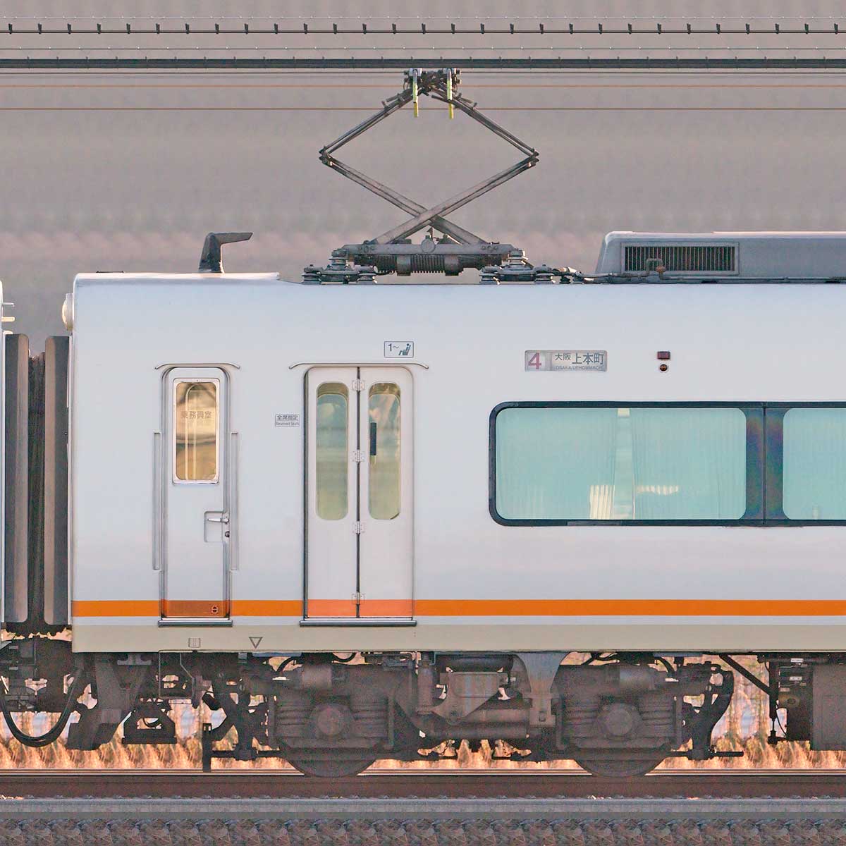 近畿日本鉄道21000系　アーバンライナー 近鉄21000系「アーバンライナーplus」モ21700形｜RailFile.jp｜鉄道