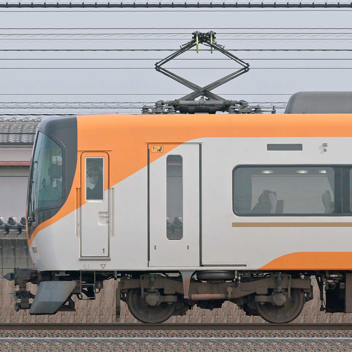 近鉄22000系「ACE」モ22108の側面写真｜RailFile.jp｜鉄道車両