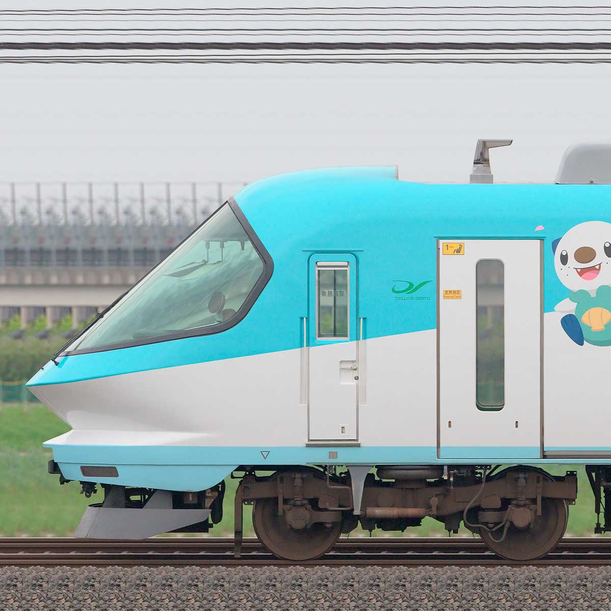 近鉄23000系「ミジュマルライナー」IL02・23102編成（南側）｜RailFile