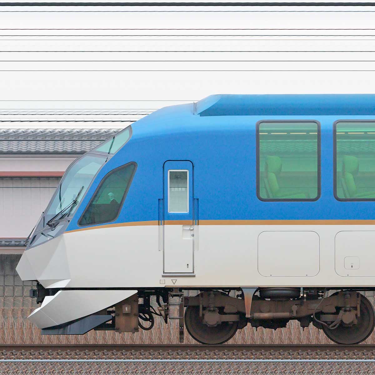 近鉄50000系「しまかぜ」SV02・50102編成（海側）｜RailFile.jp｜鉄道 