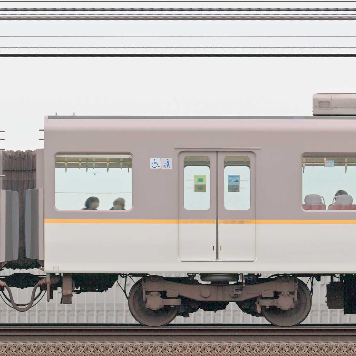 近鉄5820系「L/Cカー」モ5822の側面写真｜RailFile.jp｜鉄道車両