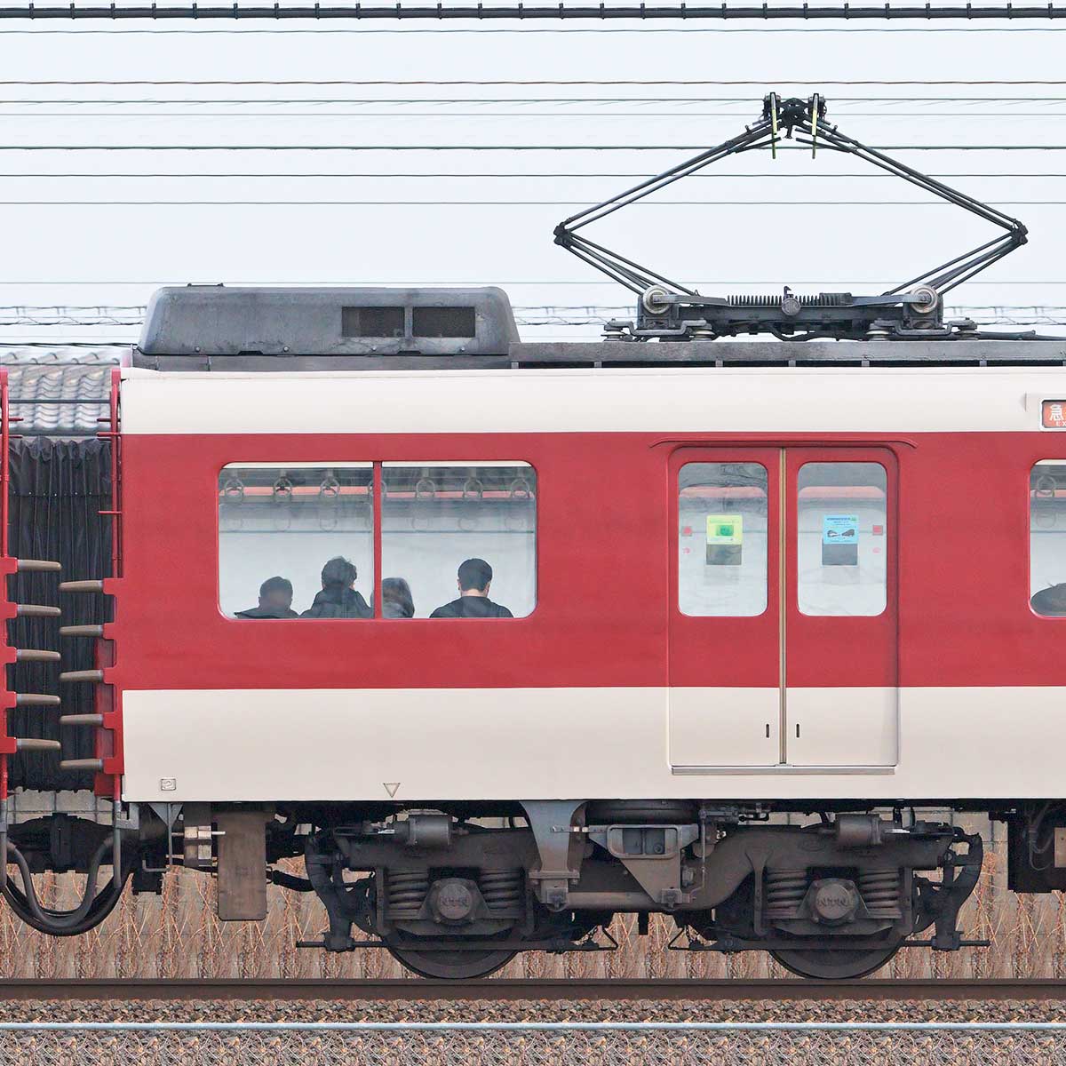 近鉄8600系モ8652の側面写真｜RailFile.jp｜鉄道車両サイドビューの図鑑