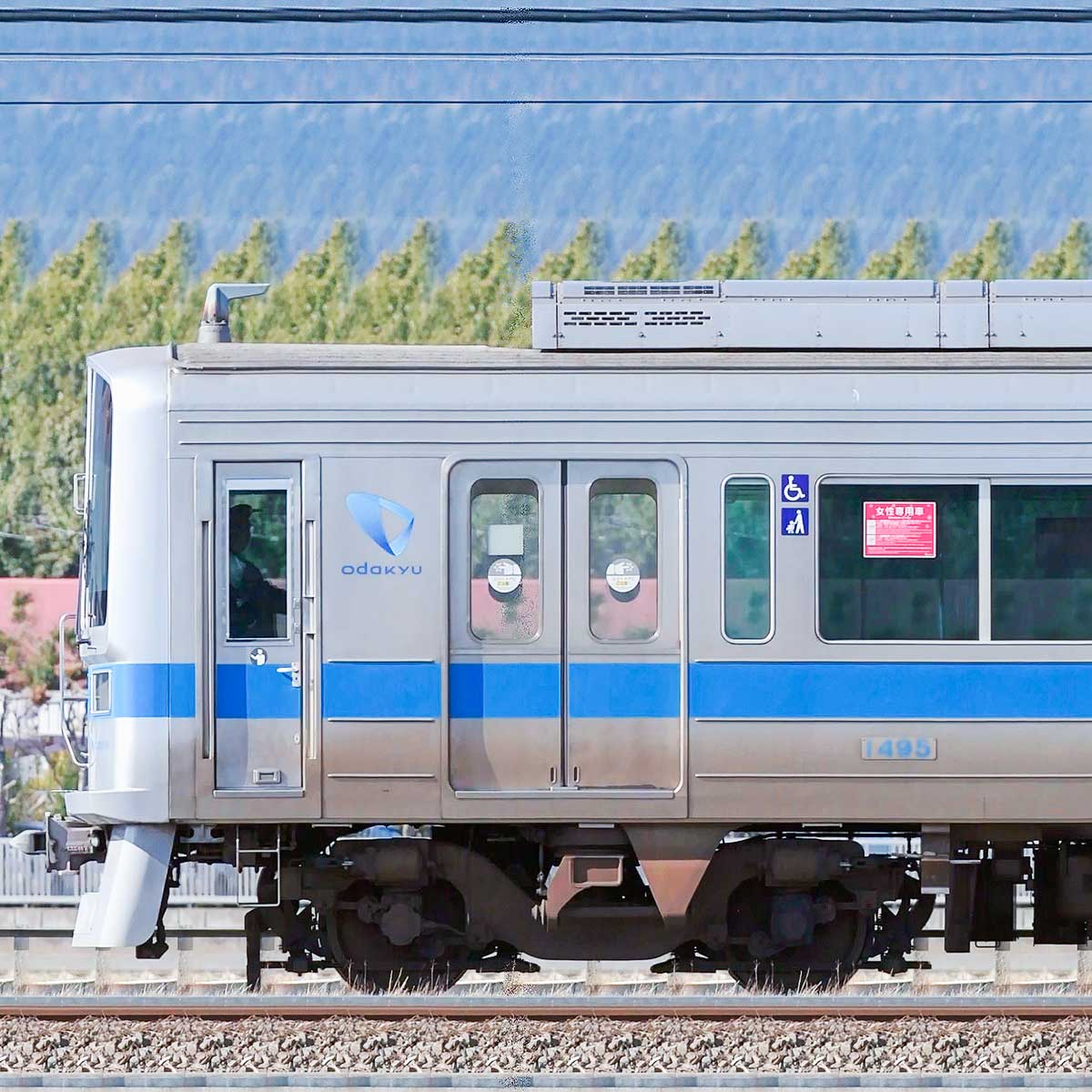 小田急1000形1095×10（リニューアル車・海側）｜RailFile.jp｜鉄道車両サイドビューの図鑑