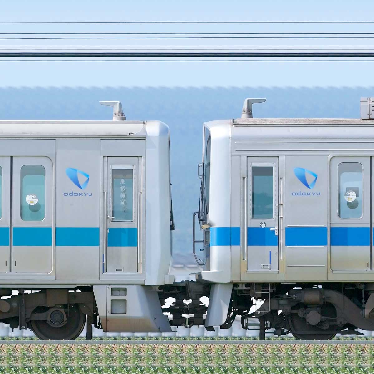 小田急1000形1057×4＋3000形3263×6（海側）｜RailFile.jp｜鉄道