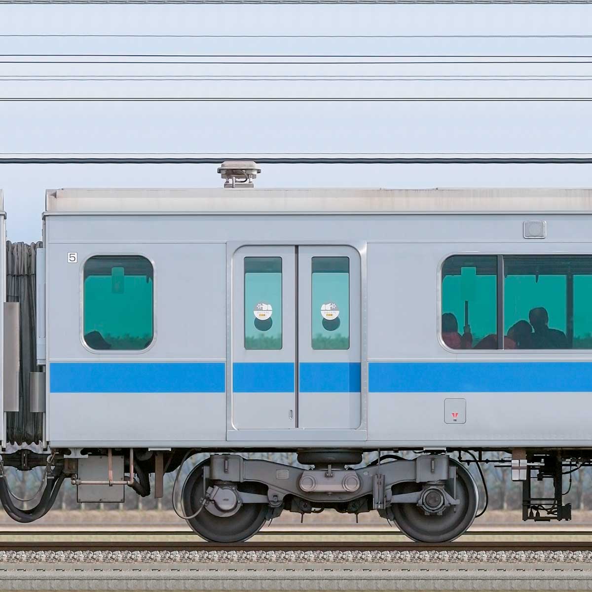 柔らかい 小田急4000形サハ4364の側面写真｜RailFile.jp｜鉄道車両サイド コレクション