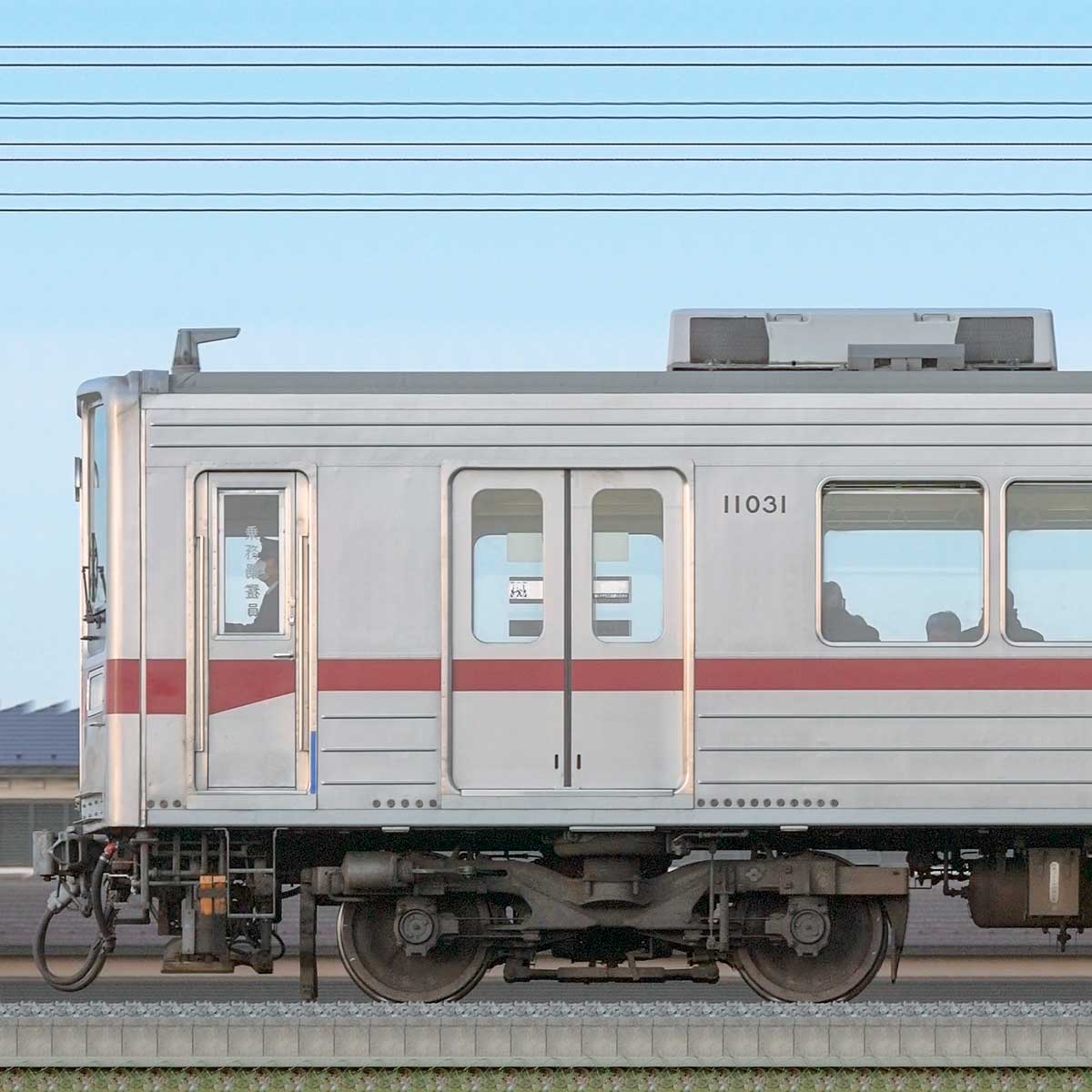 東武10030型クハ11031の側面写真｜RailFile.jp｜鉄道車両サイド