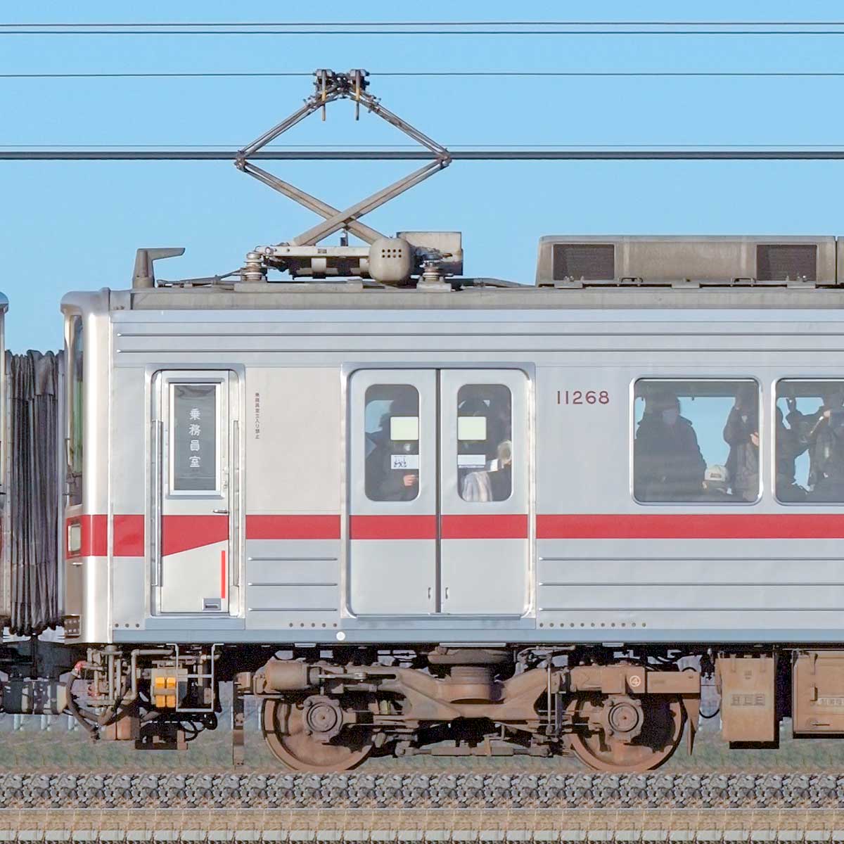 東武10030型モハ11268の側面写真｜RailFile.jp｜鉄道車両サイド