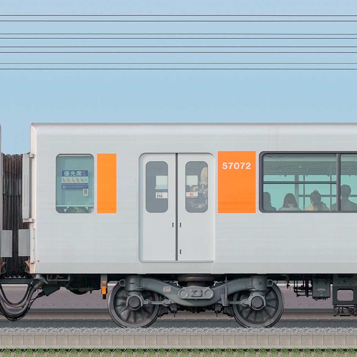 (♪)東武50070型 東武50070型サハ57072の側面写真｜RailFile.jp｜鉄道車両サイド