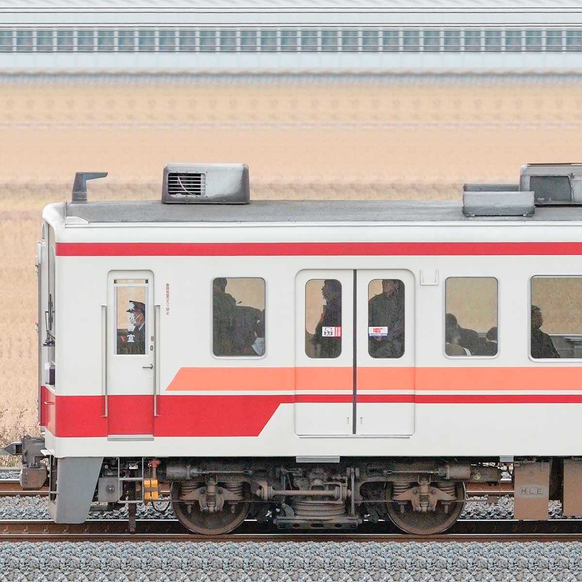 速くおよび自由な 東武鉄道 6050系 車両カタログ 鉄道 