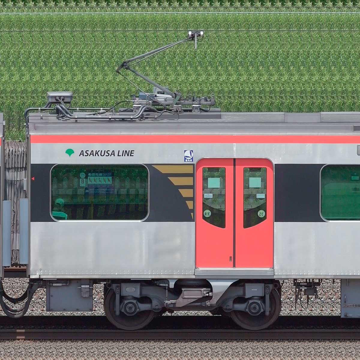 東京都交通局 浅草線 5500形5503-6の側面写真｜RailFile.jp