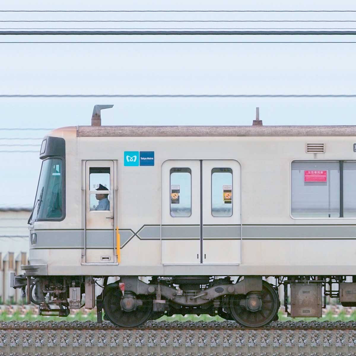 東京メトロ03系｜RailFile.jp｜鉄道車両サイドビューの図鑑