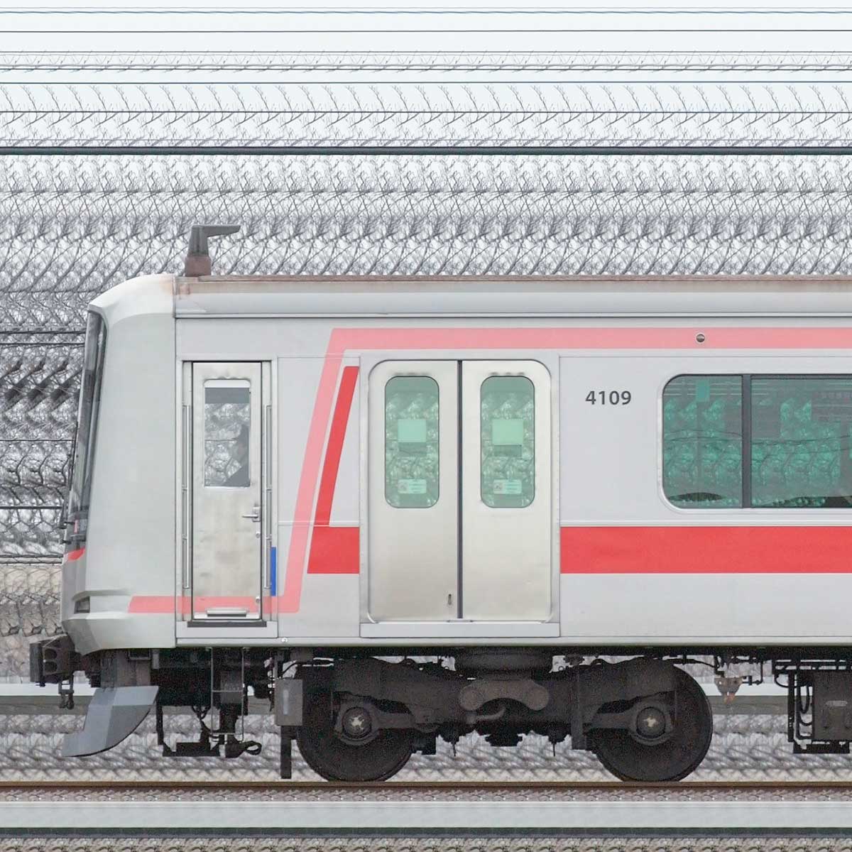 東急5050系4000番台4109編成（山側）｜RailFile.jp｜鉄道車両