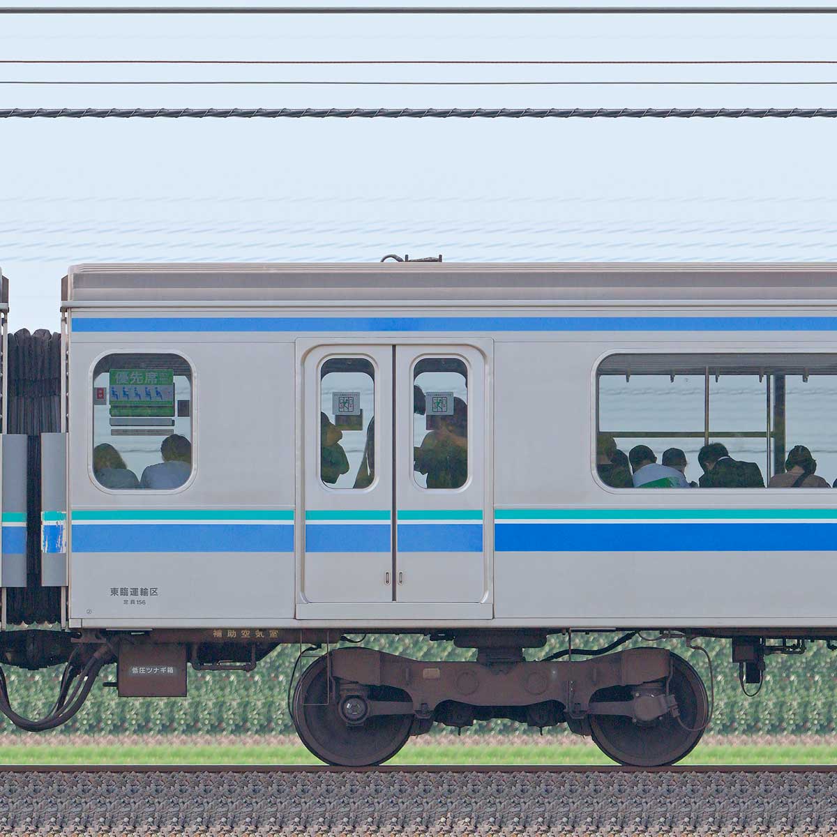 東京臨海高速鉄道70-000形70-016の側面写真｜RailFile.jp｜鉄道