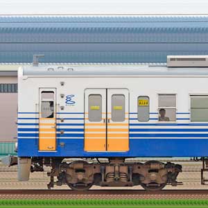 えちぜん鉄道MC7000形第5編成（海側）
