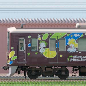 阪急1300系1304編成「カーボンニュートラル運行」ラッピング(東側)