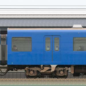 京急電鉄2100形（2次車）「KEIKYU BLUE SKY TRAIN」デハ2137（2025年）