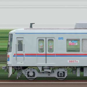 京成8800形8807編成（海側）