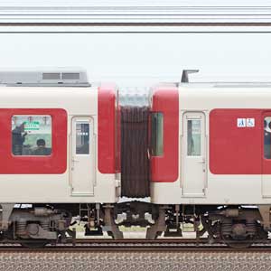 近鉄9000系FW07・9007編成＋5209系VX09・5209編成（山側）