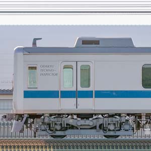小田急8000形8066×4＋クヤ31「テクノインスペクター」（海側）