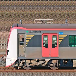 東京都交通局 浅草線 5500形5520編成（海側）