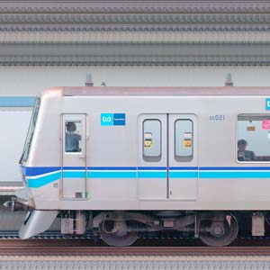 東京メトロ05系05-124編成「アルミリサイクルカー」（深川検車区