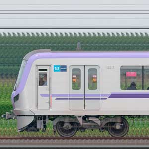 東京メトロ18000系18112編成(鷺沼検車区第32編成/海側)