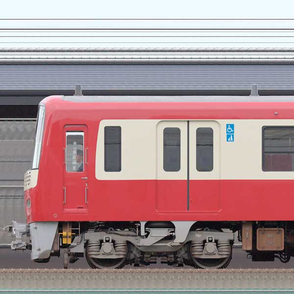 京急電鉄 新1000形（3次車・L/C腰掛）1421編成（海側）